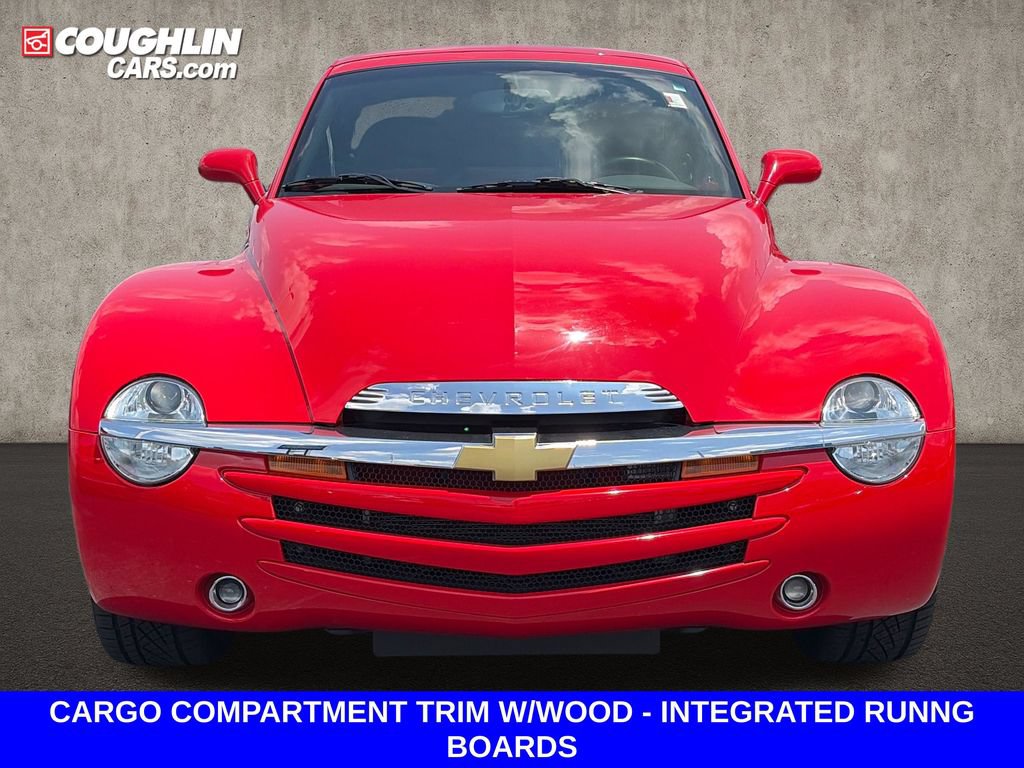 Used 2004 Chevrolet SSR w/ Preferred Equipment Group RWD video 2