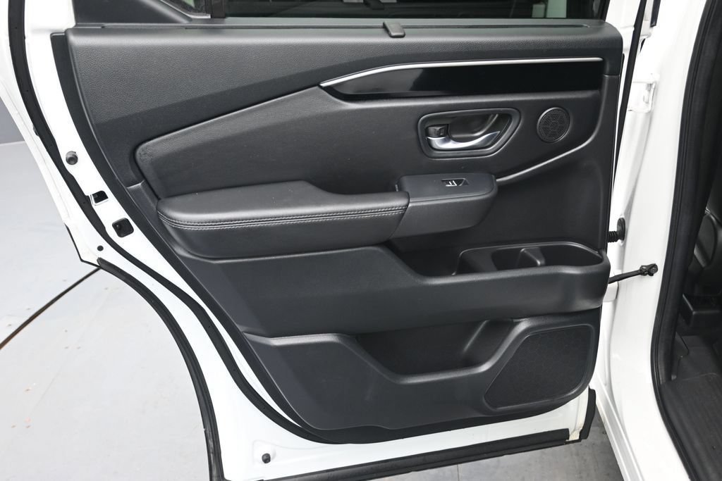 Certified 2023 Honda Pilot EX-L image 16