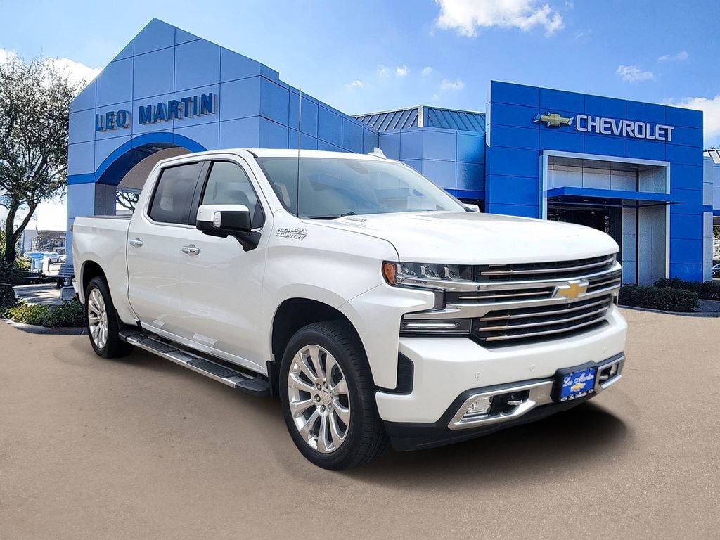 Used 2020 Chevrolet Silverado 1500 High Country w/ Technology Package image 2