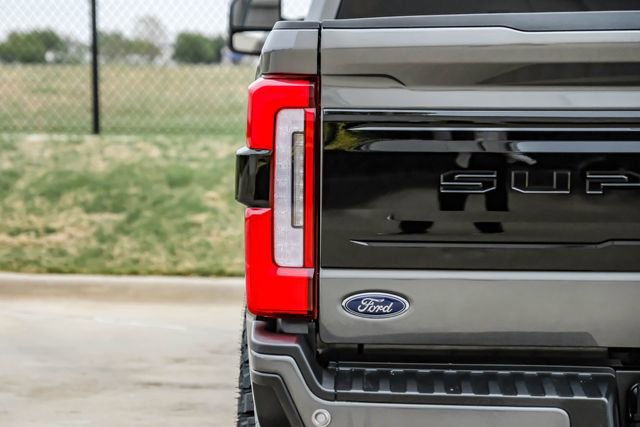 Used 2025 Ford F250 Platinum AWD/4WD image 57