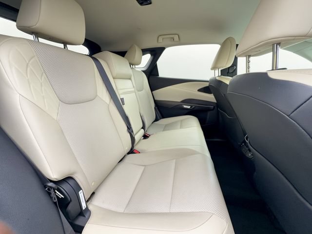 Used 2024 Lexus RX 350 FWD w/ Technology Package image 29