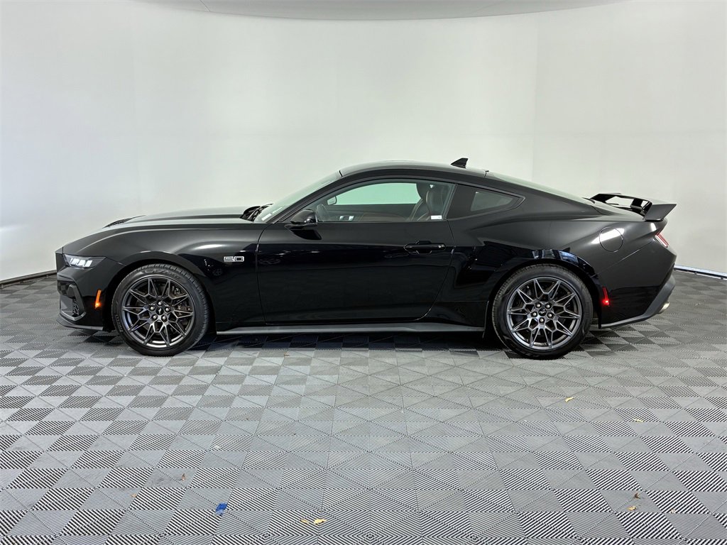 Used 2024 Ford Mustang GT Premium w/ GT Performance Package image 8