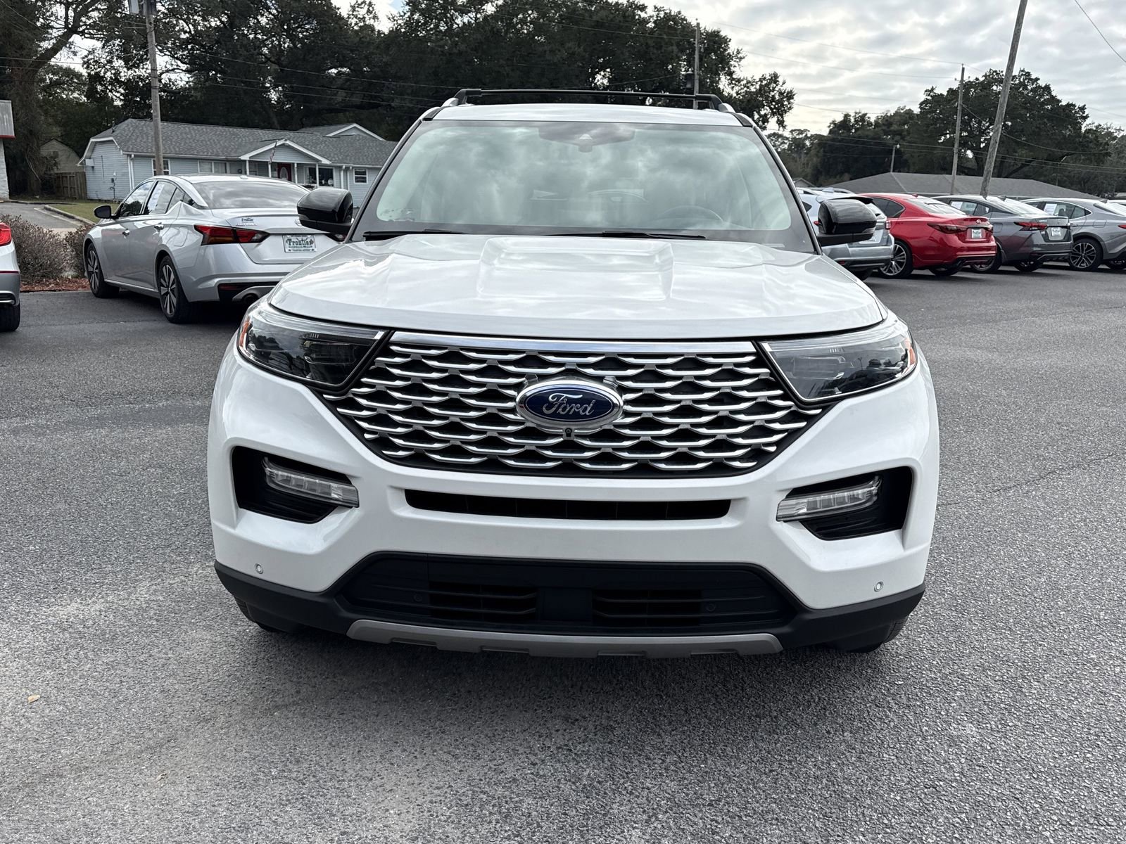 Used 2022 Ford Explorer Platinum w/ Equipment Group 601A image 8