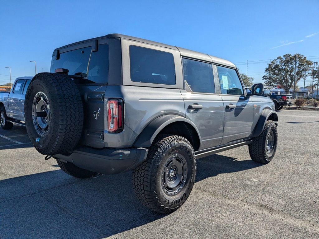 New 2025 Ford Bronco Badlands video 4