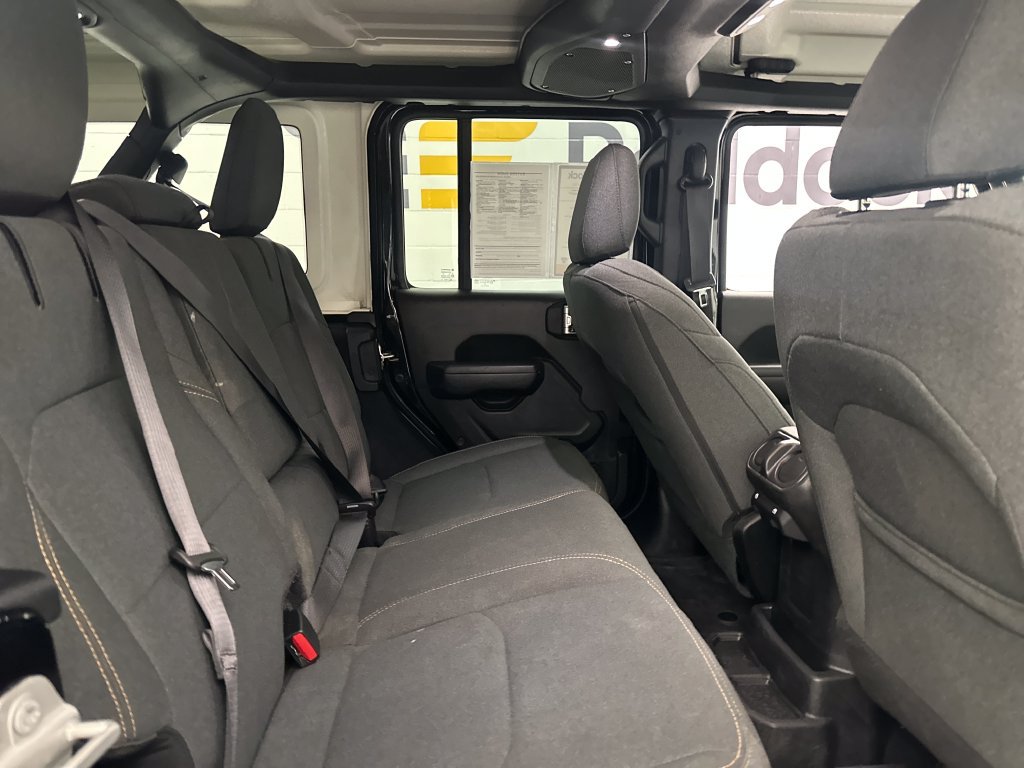 Used 2024 Jeep Wrangler Unlimited w/ Convenience Group AWD/4WD image 24
