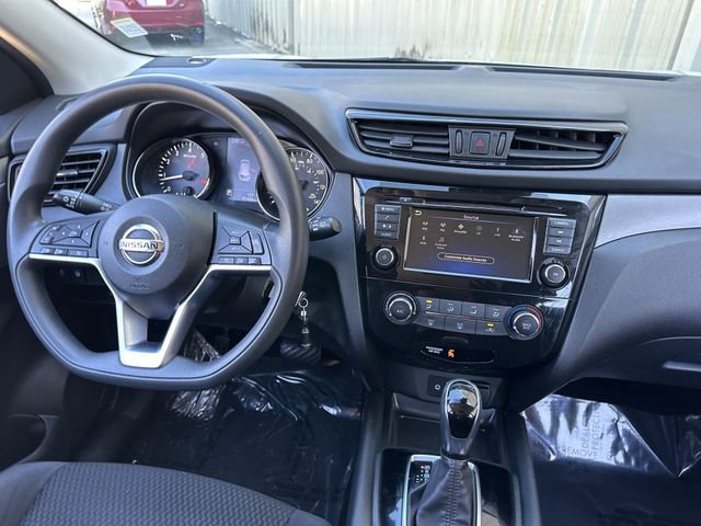Used 2020 Nissan Rogue Sport S FWD image 18