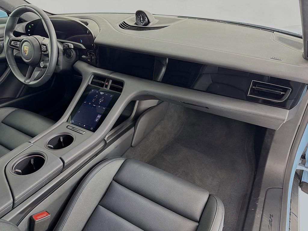 Certified 2024 Porsche Taycan RWD image 32