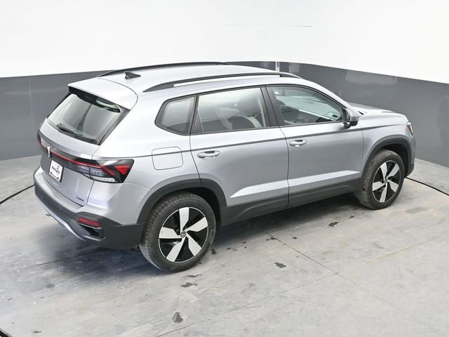 Used 2025 Volkswagen Taos S AWD/4WD image 32