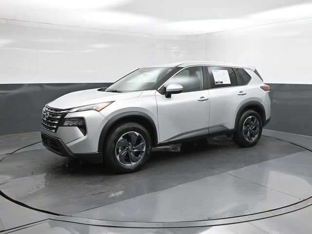 Used 2025 Nissan Rogue SV FWD image 30
