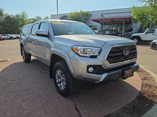 Used 2018 Toyota Tacoma SR5 AWD/4WD image 7