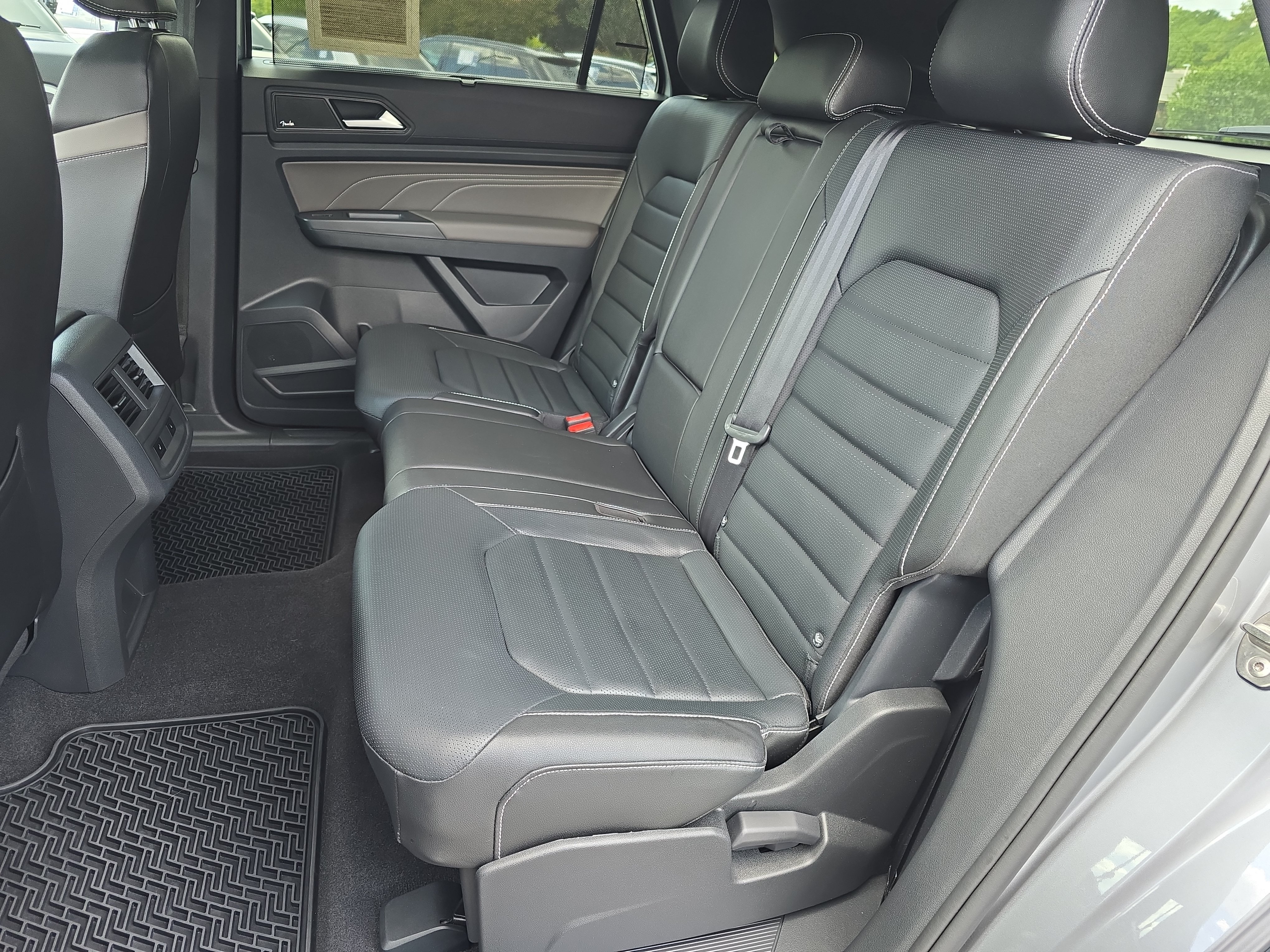 Used 2021 Volkswagen Atlas Cross Sport SEL Premium R-Line AWD/4WD image 14