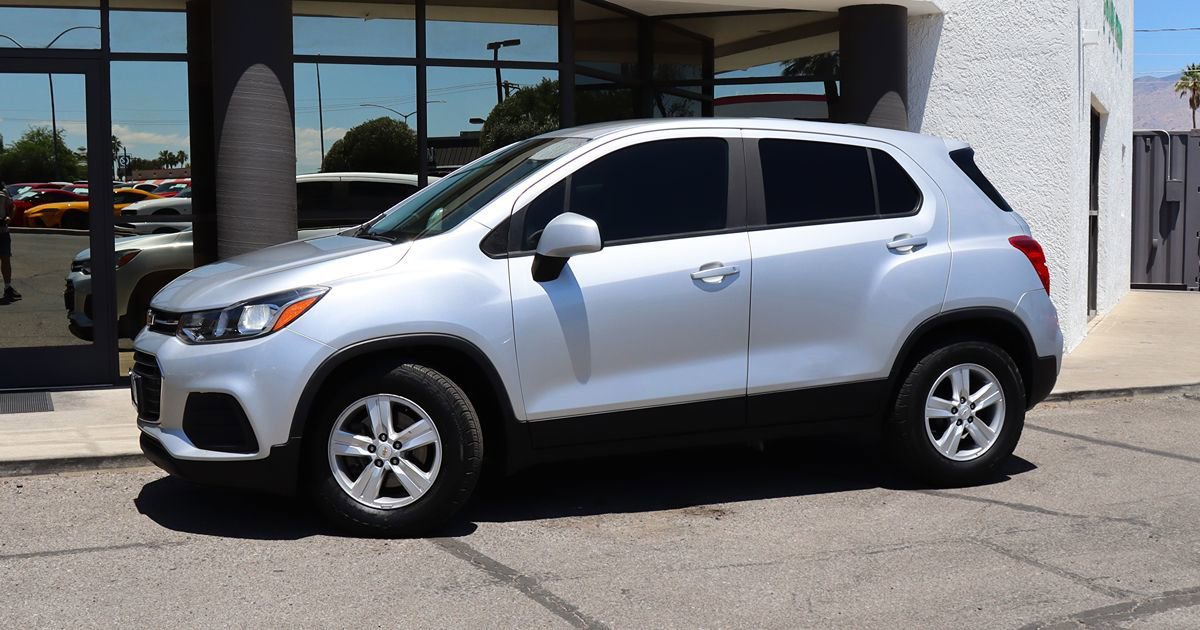 Used 2020 Chevrolet Trax LS w/ Tint and Cruise Package FWD image 4