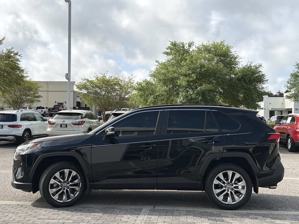 Used 2024 Toyota RAV4 XLE Premium FWD image 7