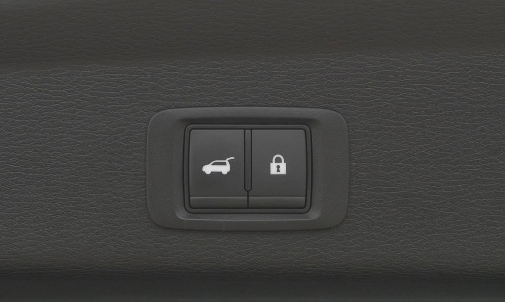 Used 2024 Mitsubishi Outlander SE Black Edition image 45