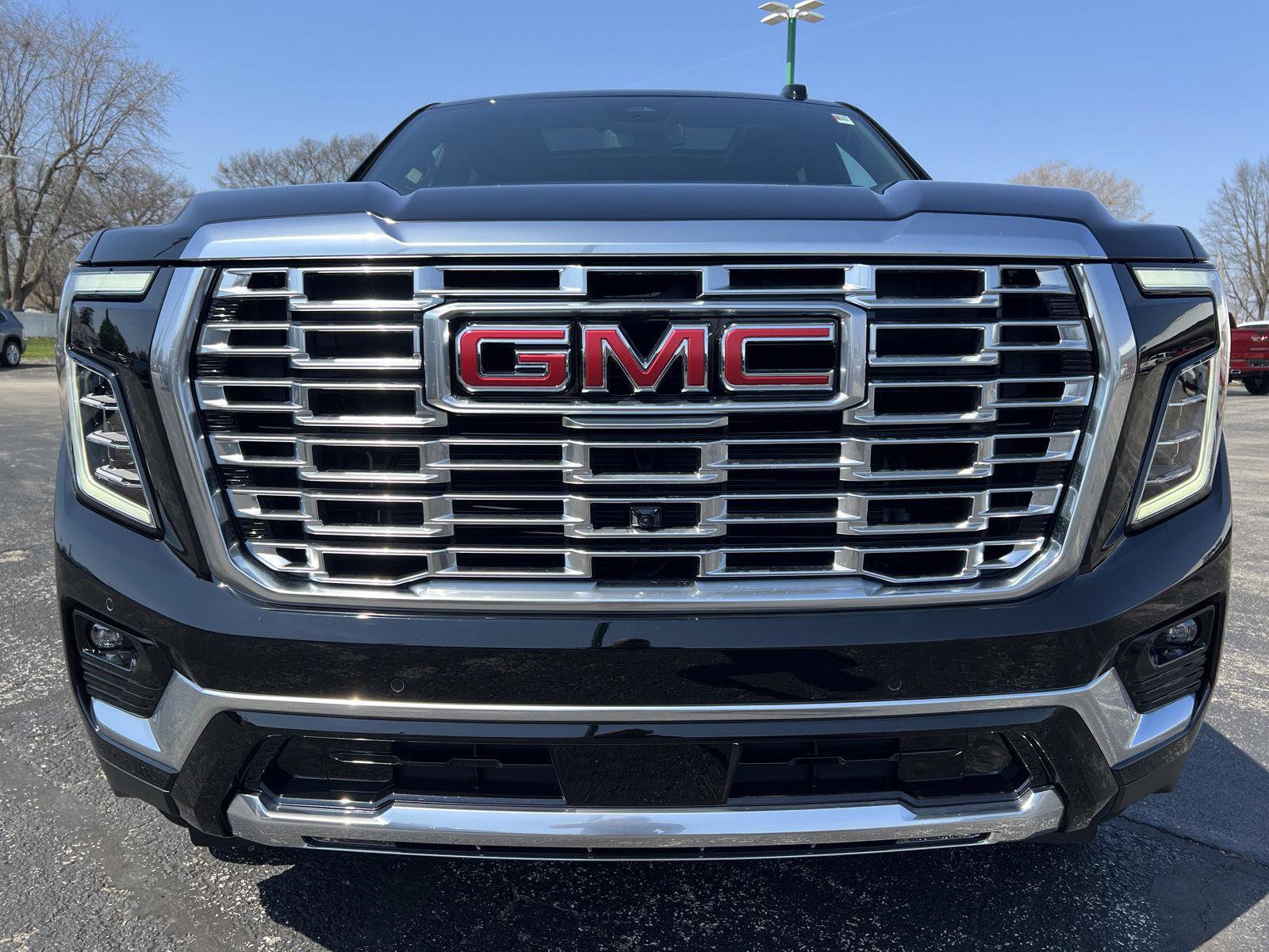 New 2026 GMC Yukon Denali image 12