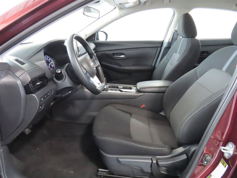 Used 2025 Nissan Sentra SV FWD image 16