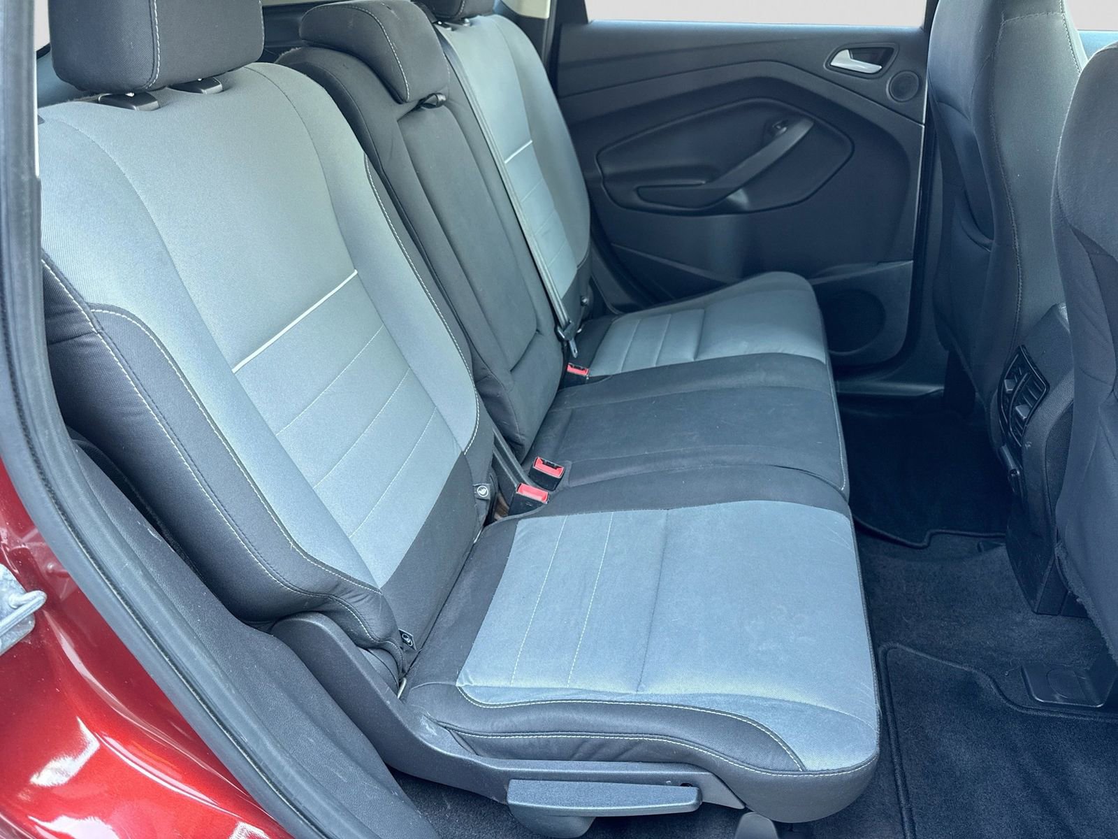 Used 2014 Ford Escape SE w/ Equipment Group 201A AWD/4WD image 21