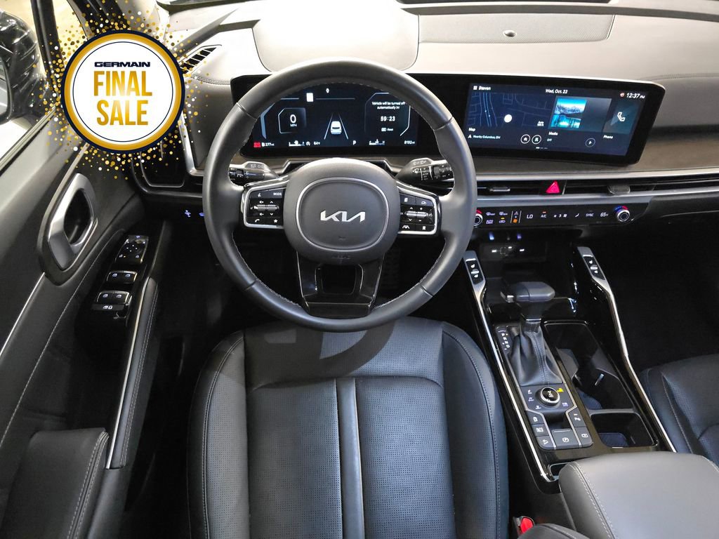 Certified 2025 Kia Sorento SX image 14