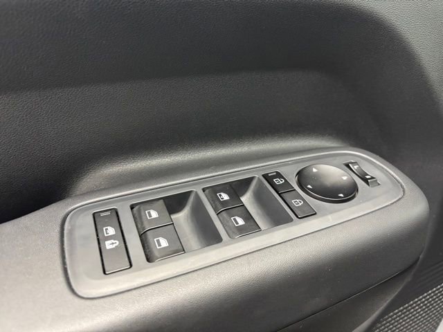 Used 2025 Hyundai Santa Fe SE image 4