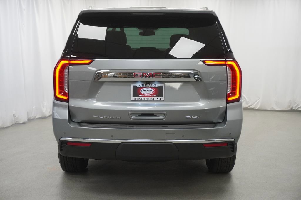 Used 2024 GMC Yukon SLT w/ SLT Premium Package AWD/4WD image 10