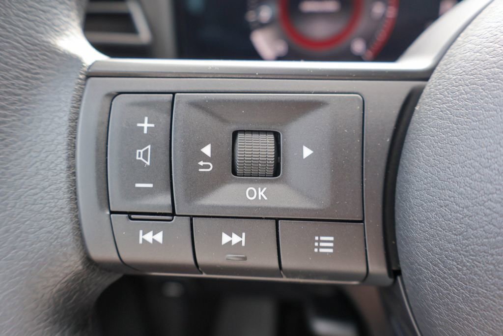 New 2026 Nissan Kicks SV image 10