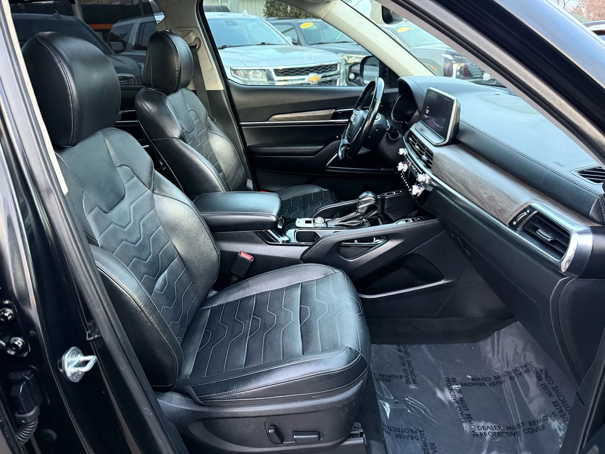 Used 2022 Kia Telluride SX w/ SX Prestige Package image 25