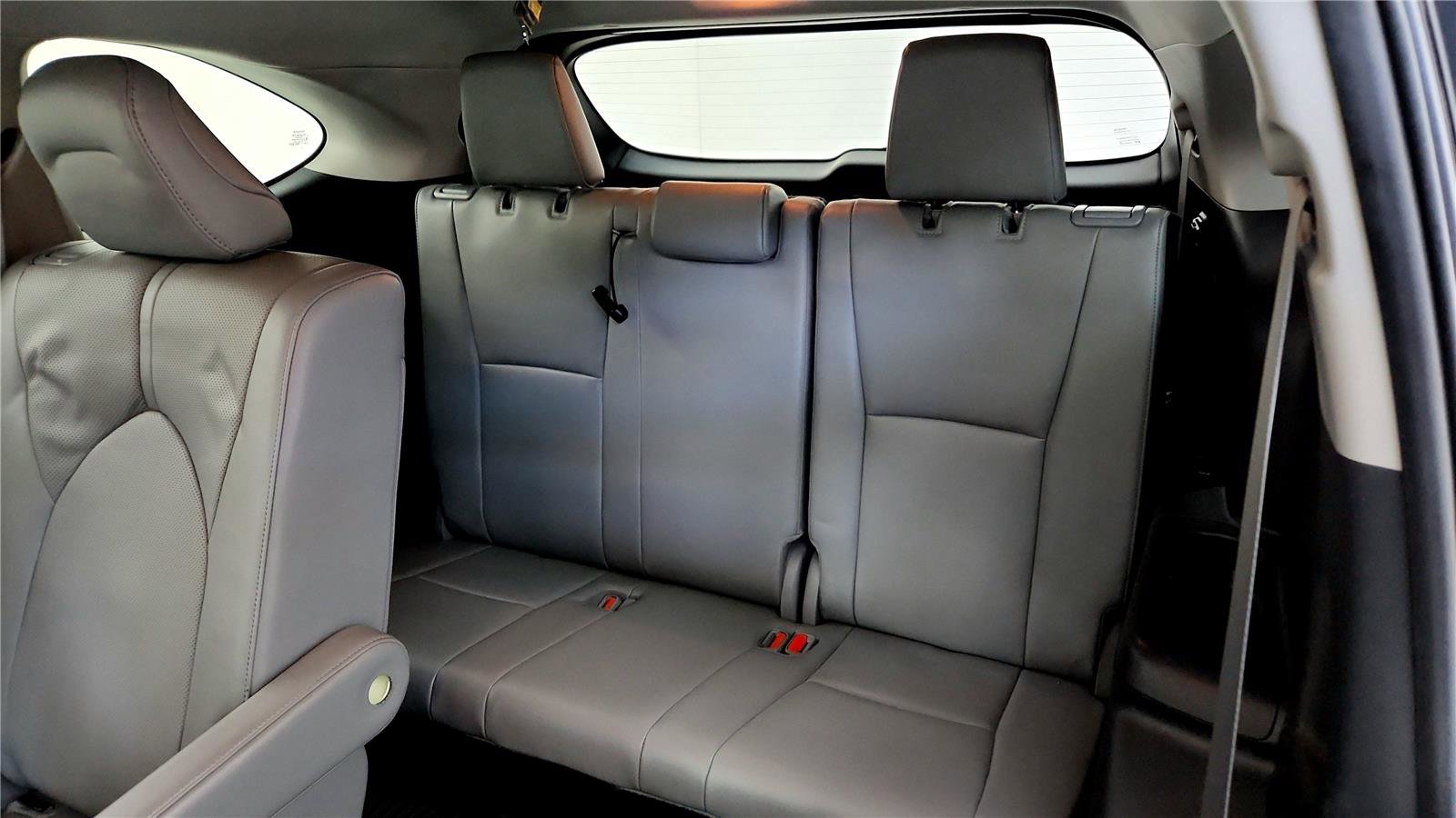 Used 2023 Toyota Highlander Limited image 22
