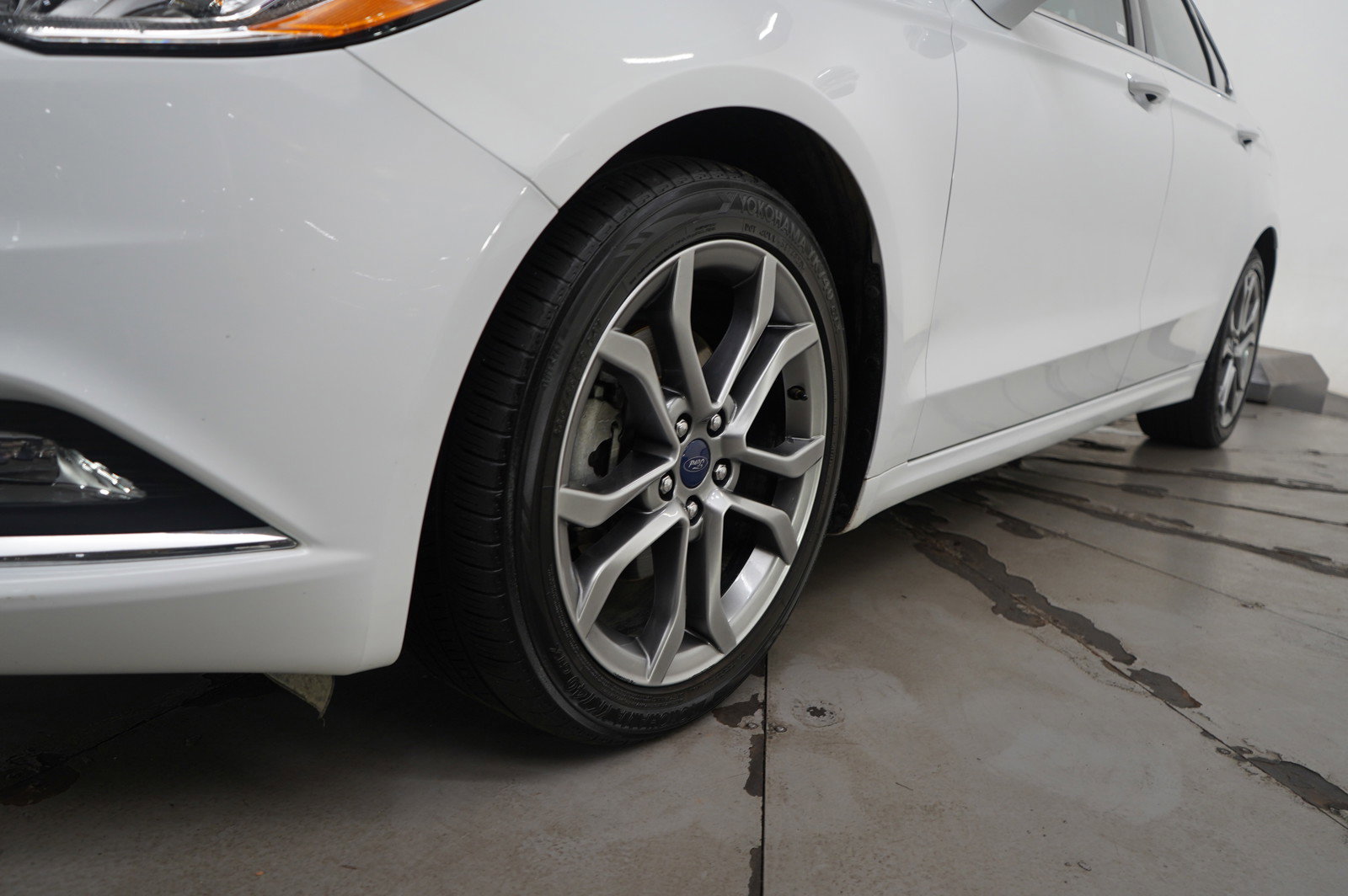 Used 2017 Ford Fusion SE w/ Equipment Group 201A image 23