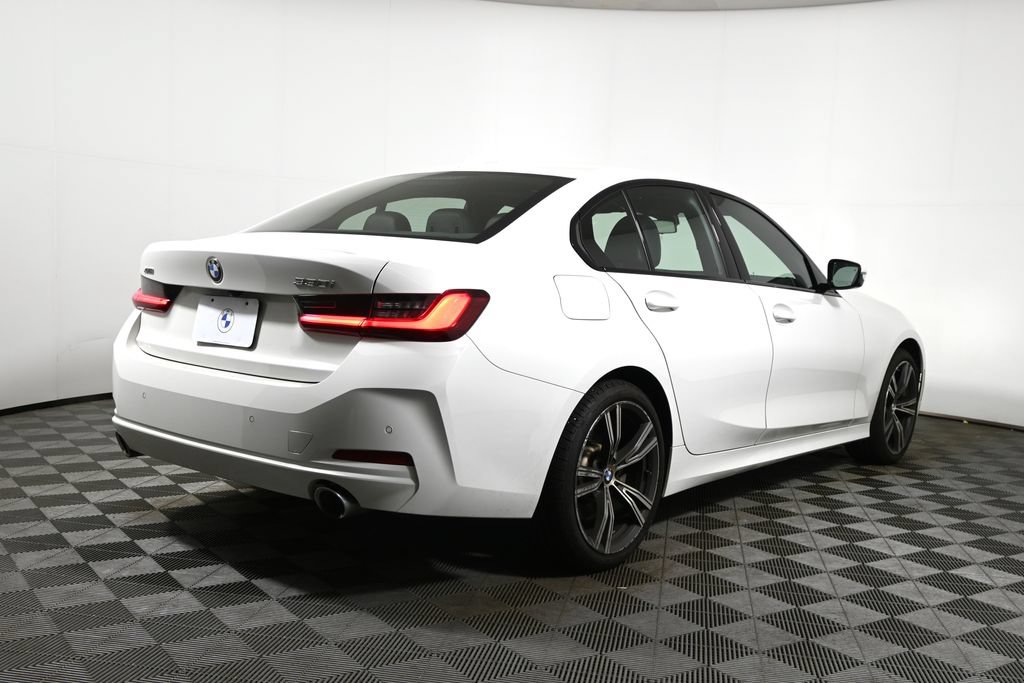 Certified 2023 BMW 330i xDrive Sedan w/ Driving Assistance Package AWD/4WD image 11