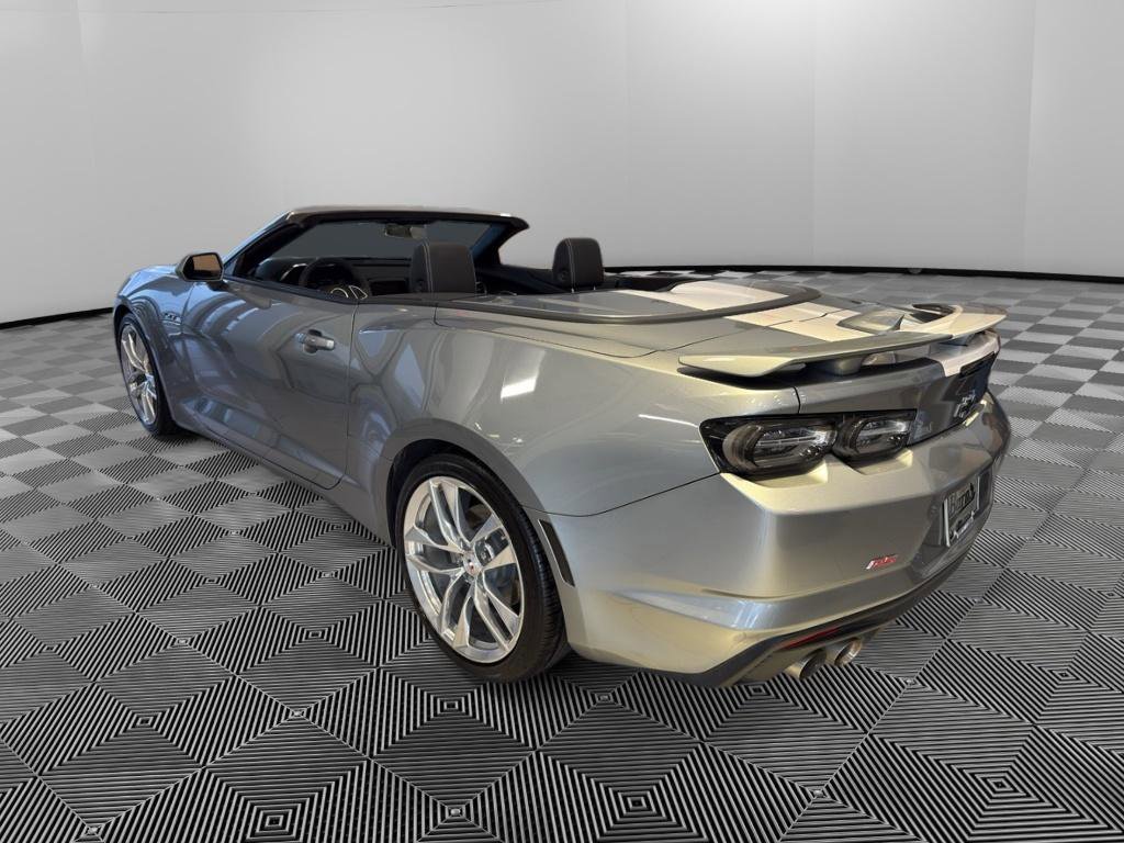 Used 2024 Chevrolet Camaro LT w/ RS Package image 4