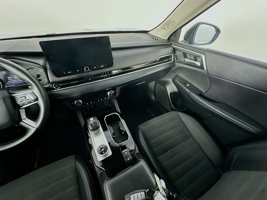 Used 2025 Mitsubishi Outlander SE AWD/4WD image 11