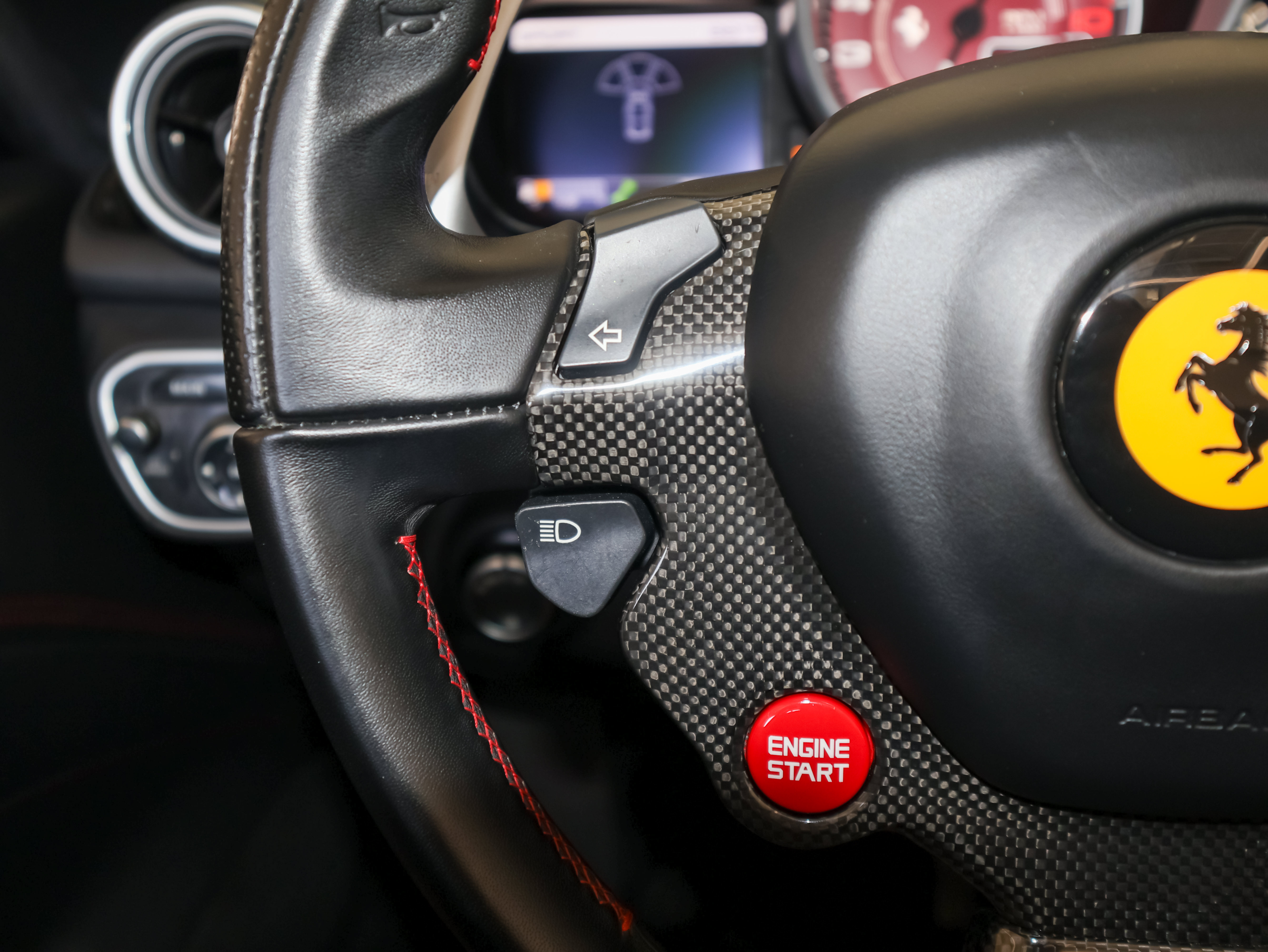 Used 2017 Ferrari California T RWD image 32