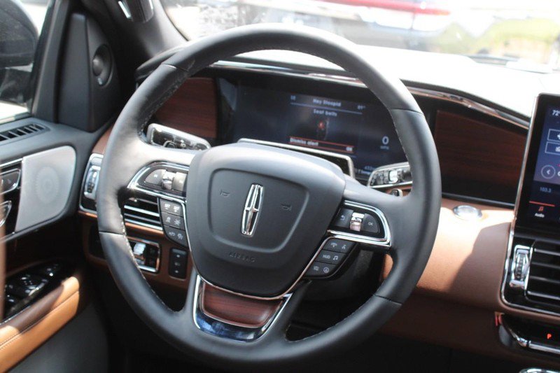 New 2023 Lincoln Navigator Reserve image 10