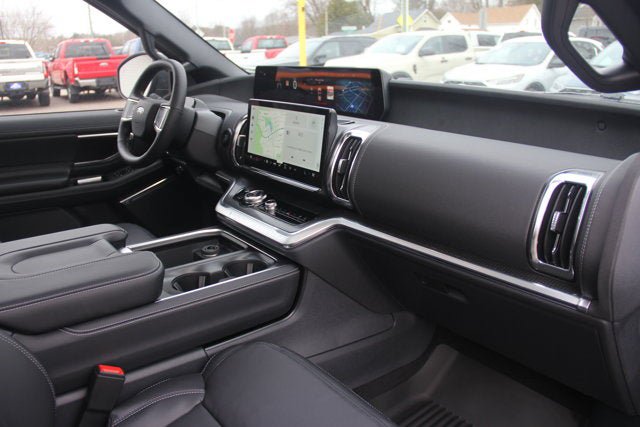 New 2026 Ford Expedition Max Platinum w/ Stealth Appearance Package AWD/4WD image 31