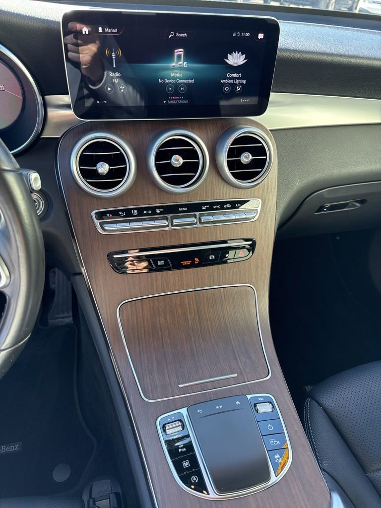 Used 2022 Mercedes-Benz GLC 300 4MATIC w/ Multimedia Package Lite image 23