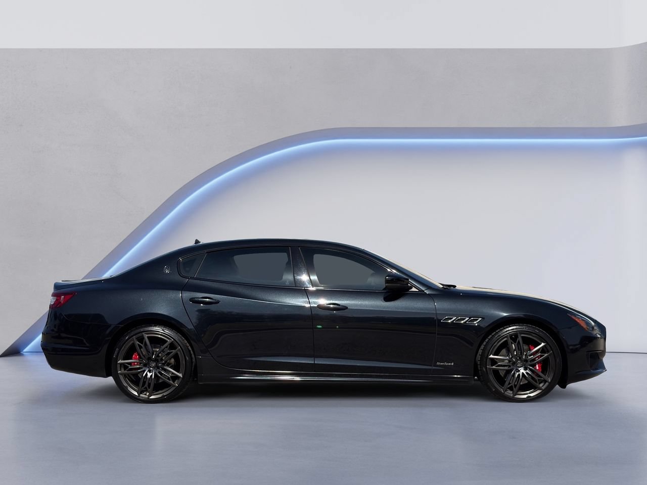 Used 2020 Maserati Quattroporte S GranSport Q4 AWD/4WD image 6