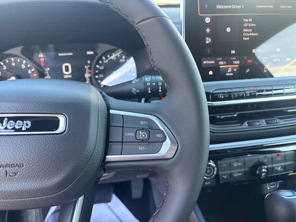 New 2026 Jeep Compass Latitude AWD/4WD image 22