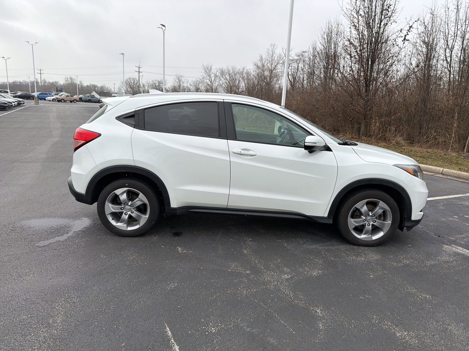 Used 2017 Honda HR-V EX-L image 7