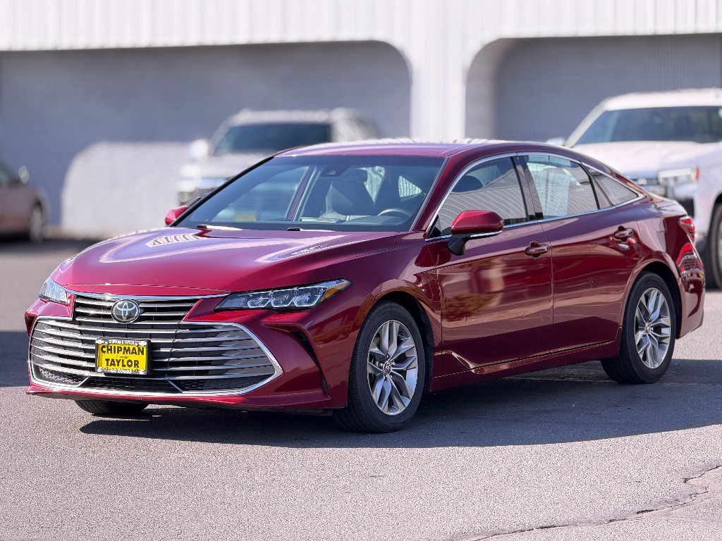 Used 2022 Toyota Avalon XLE FWD image 14