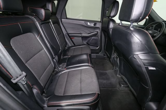 Used 2024 Ford Escape ST-Line w/ Tech Pack #1 AWD/4WD image 19