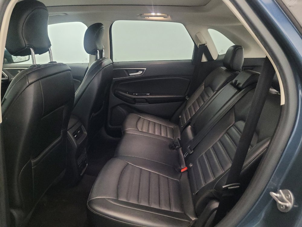 Used 2016 Ford Edge SEL w/ Equipment Group 201A AWD/4WD image 18