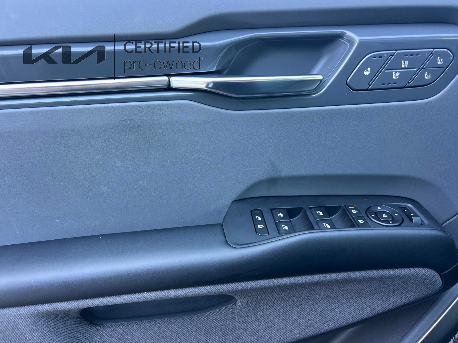 Certified 2024 Kia EV9 Land AWD/4WD image 12