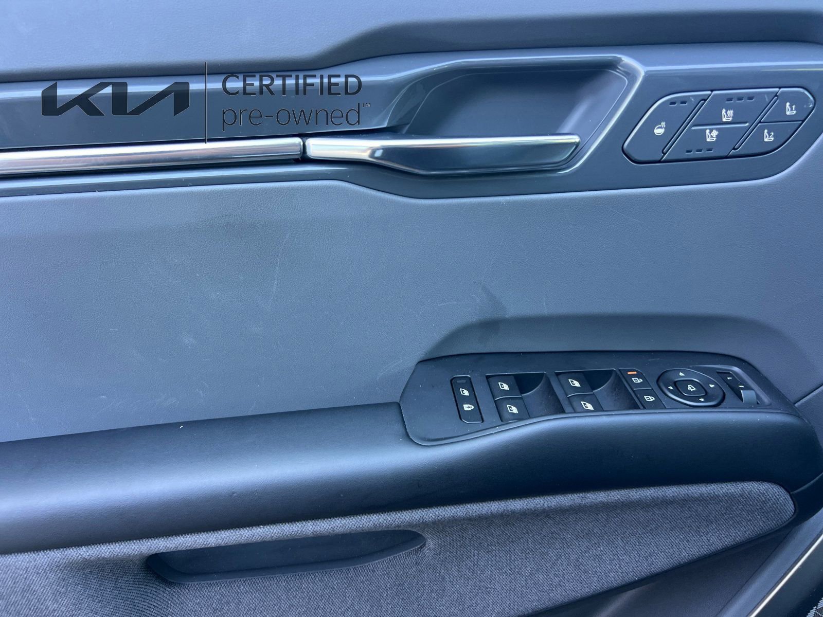 Certified 2024 Kia EV9 Land AWD/4WD image 12