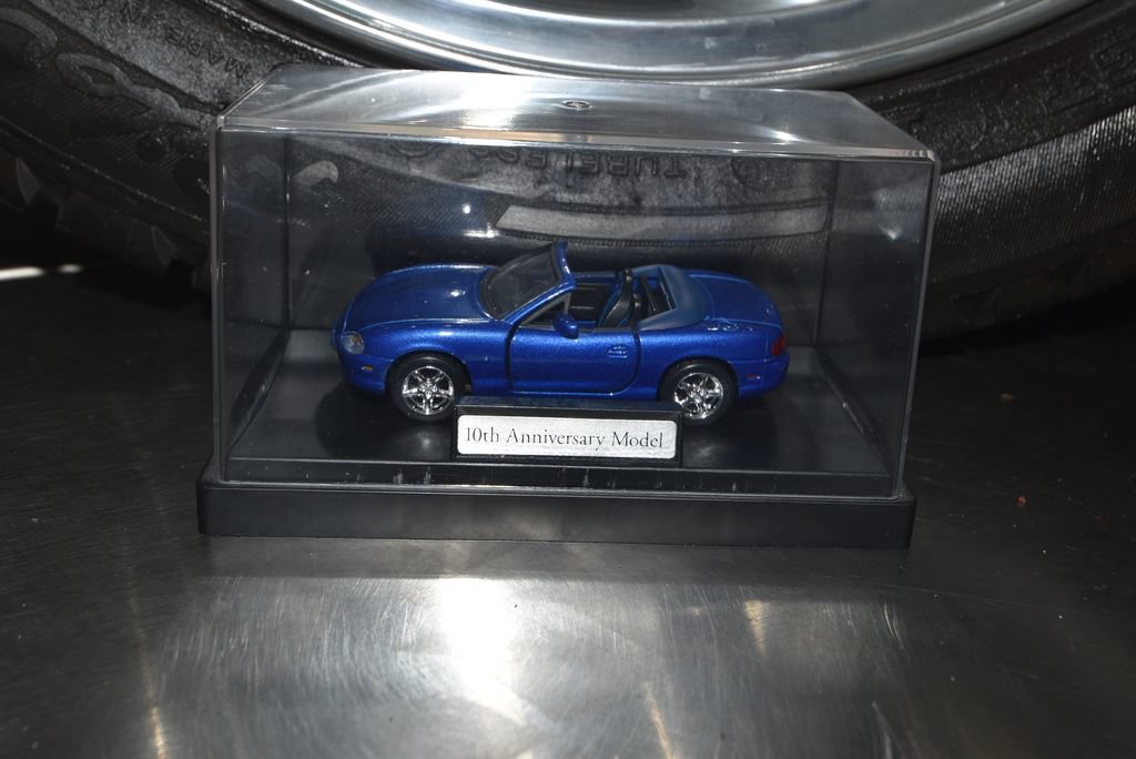 Used 1999 MAZDA MX-5 Miata 10th Anniversary Edition RWD image 44