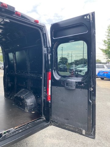 Used 2023 RAM ProMaster 2500 FWD image 9
