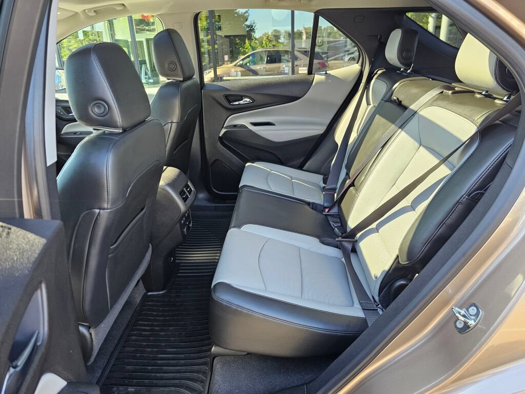 Used 2018 Chevrolet Equinox Premier AWD/4WD image 13