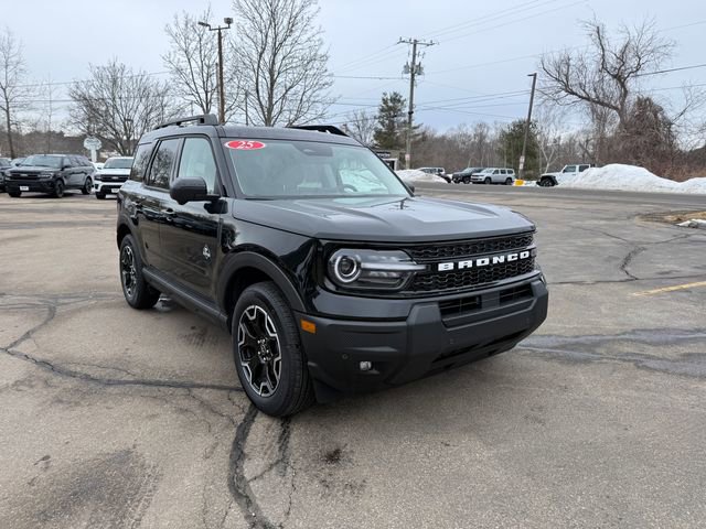 Used 2025 Ford Bronco Sport Outer Banks w/ Outer Banks Tech Package+ AWD/4WD image 1