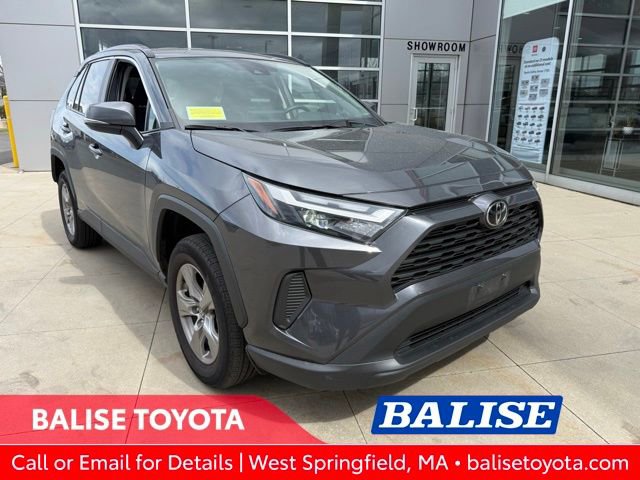 Used 2025 Toyota RAV4 XLE AWD/4WD image 1