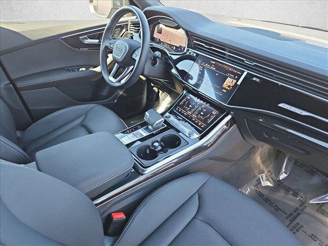 Used 2026 Audi Q8 Premium Plus AWD/4WD image 27