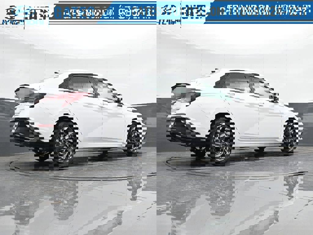 New 2025 Hyundai Elantra Sport image 39